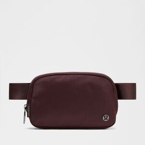 NWT LULULEMON EVERYWHERE BELT BAG GOODNIGHT PLUM